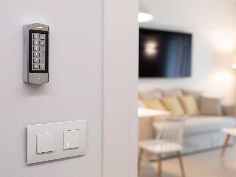 Electra Luxury Apartment At The Heraklion Center Экстерьер фото