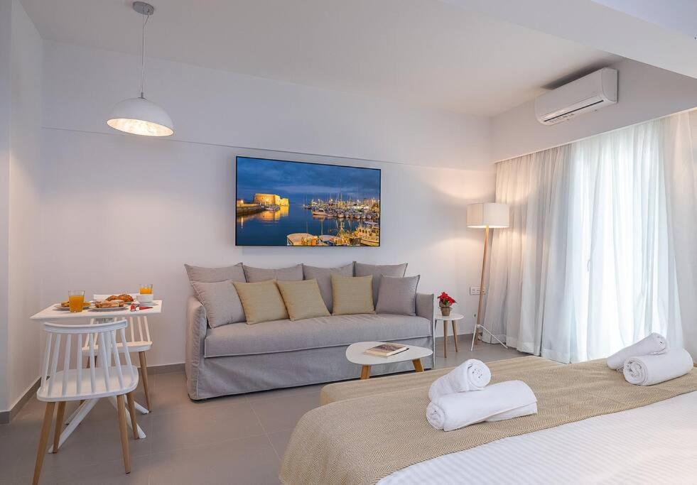 Electra Luxury Apartment At The Heraklion Center Экстерьер фото
